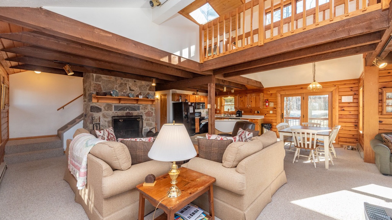 Photo of Livingroom in Blakeslee