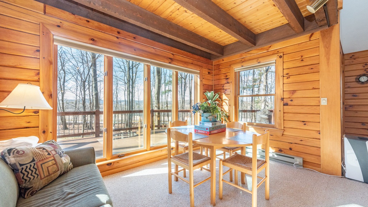 Photo of Livingroom in Blakeslee