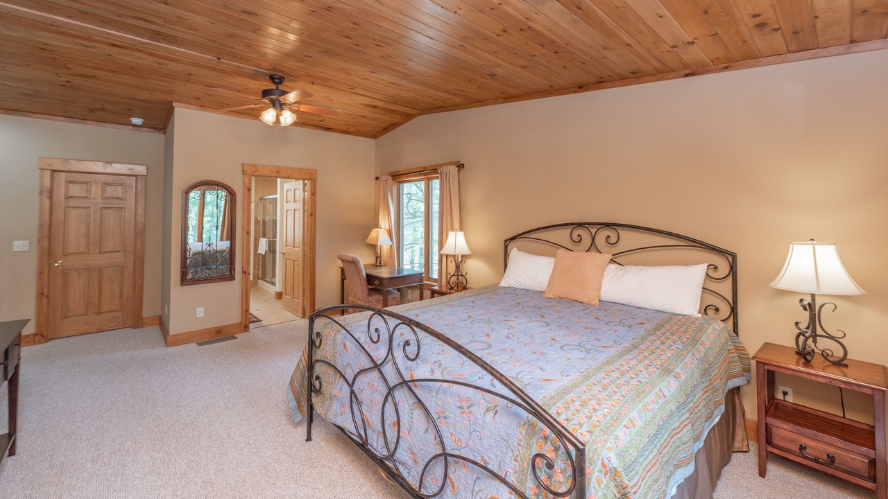 Photo of Bedroom in North Glade Hills