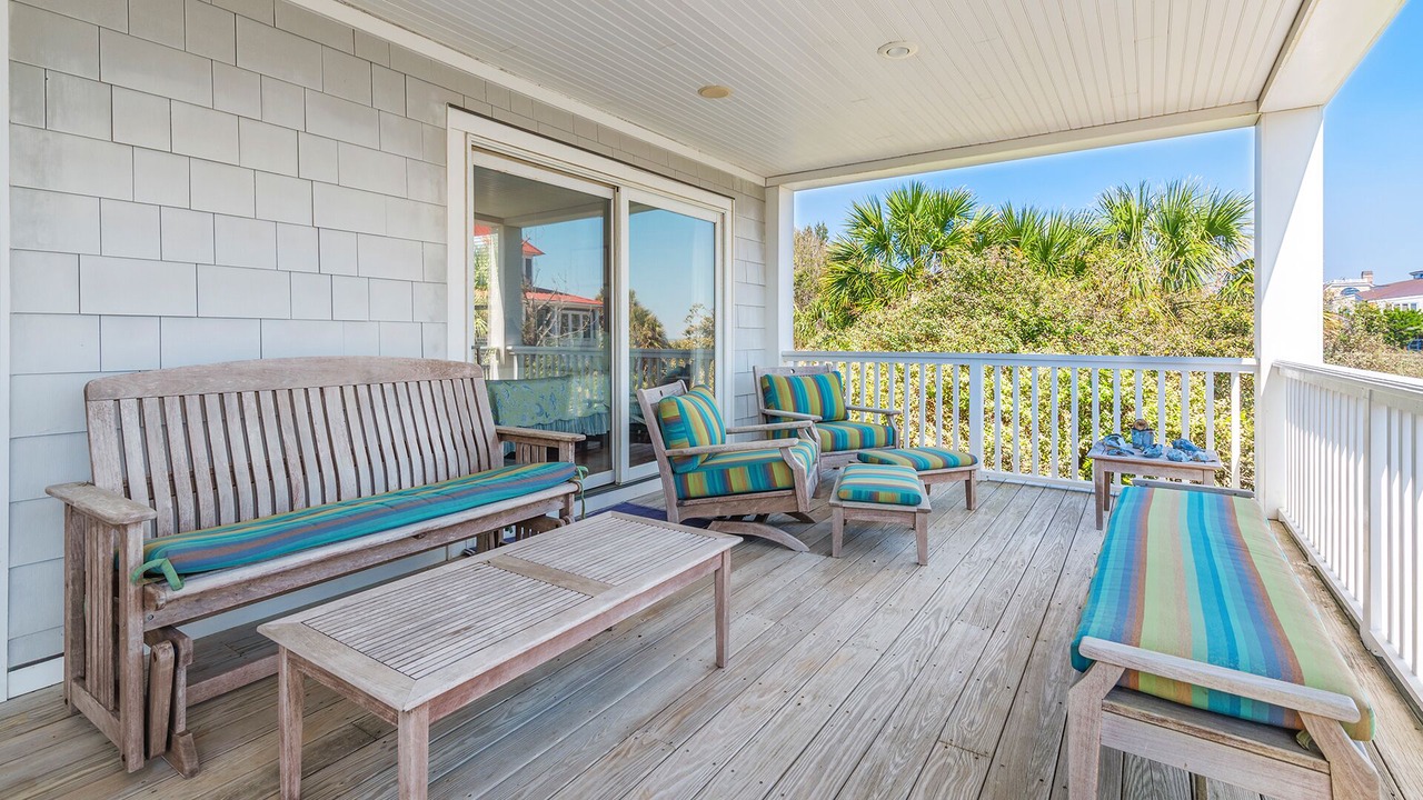 Photo of Patio Balcony in Debordieu Colony