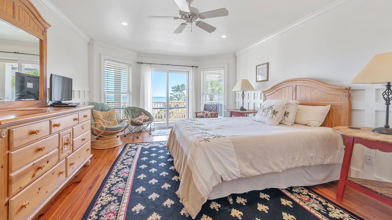 Photo of Bedroom in Debordieu Colony