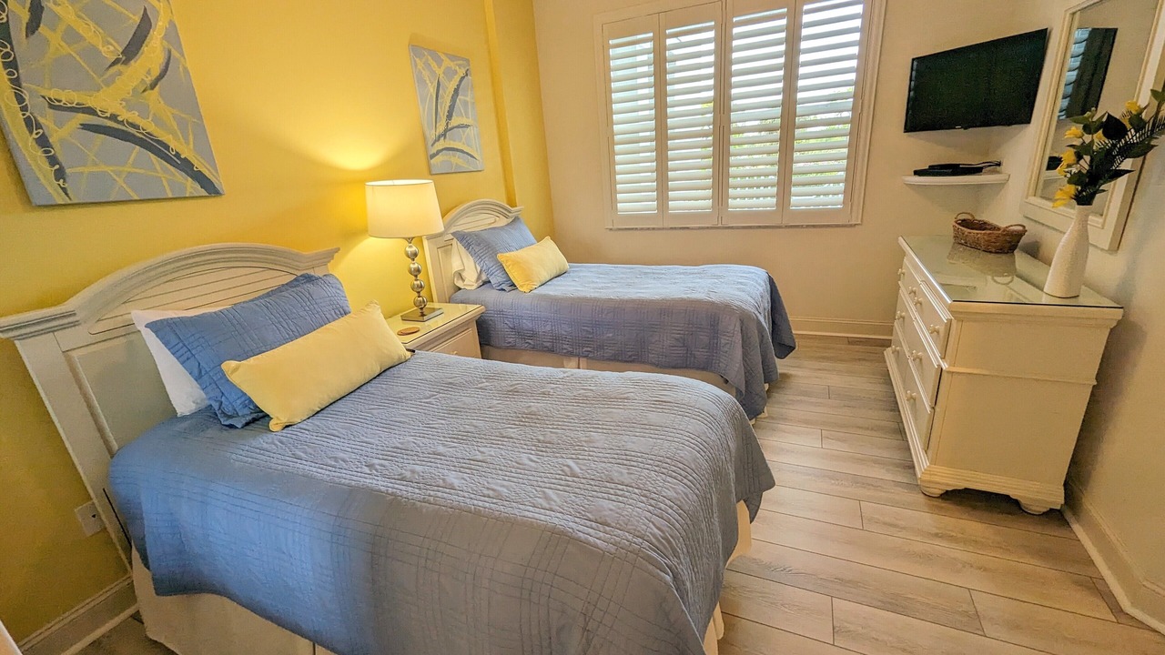 Photo of Bedroom in Bonita Shores