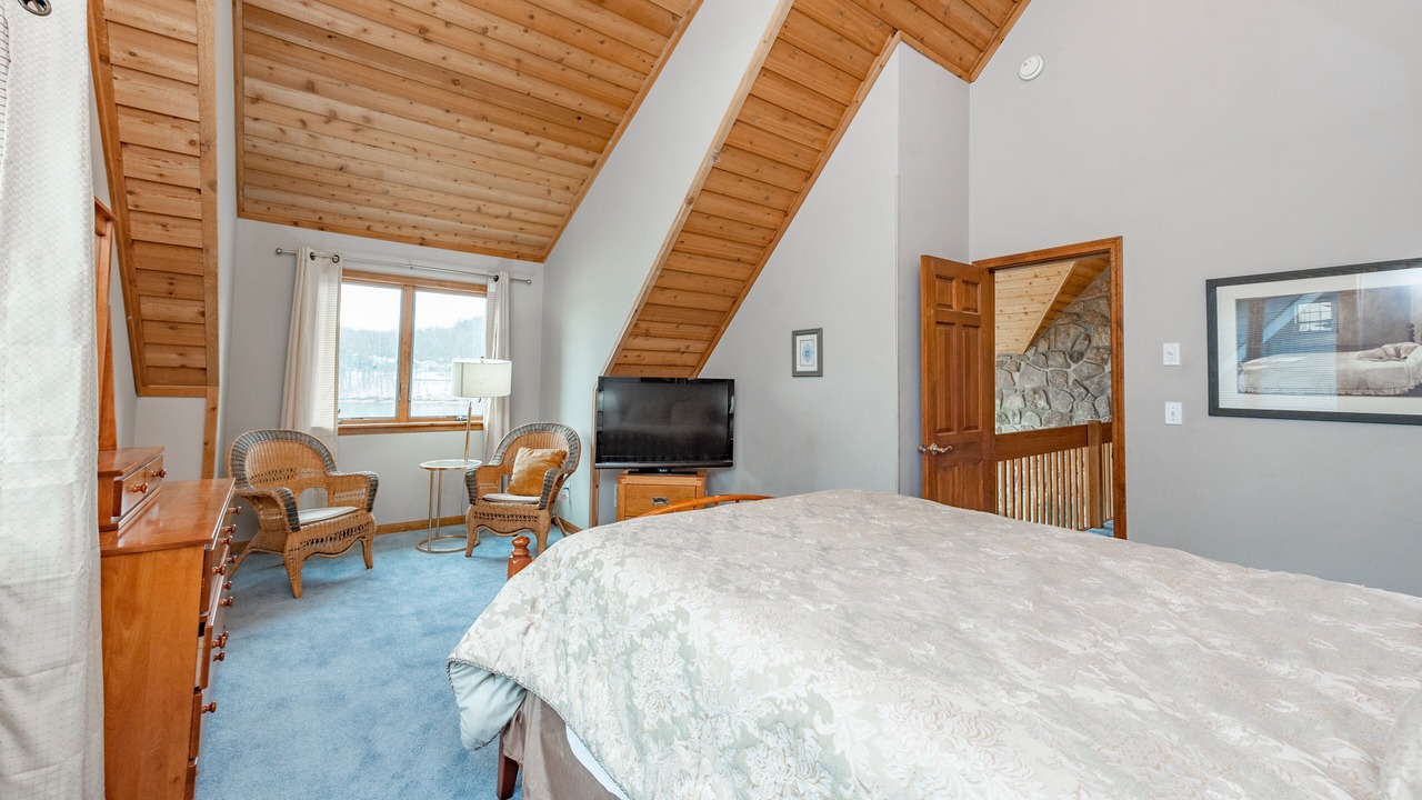 Photo of Bedroom in McHenry