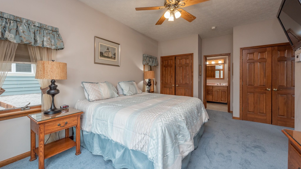 Photo of Bedroom in McHenry