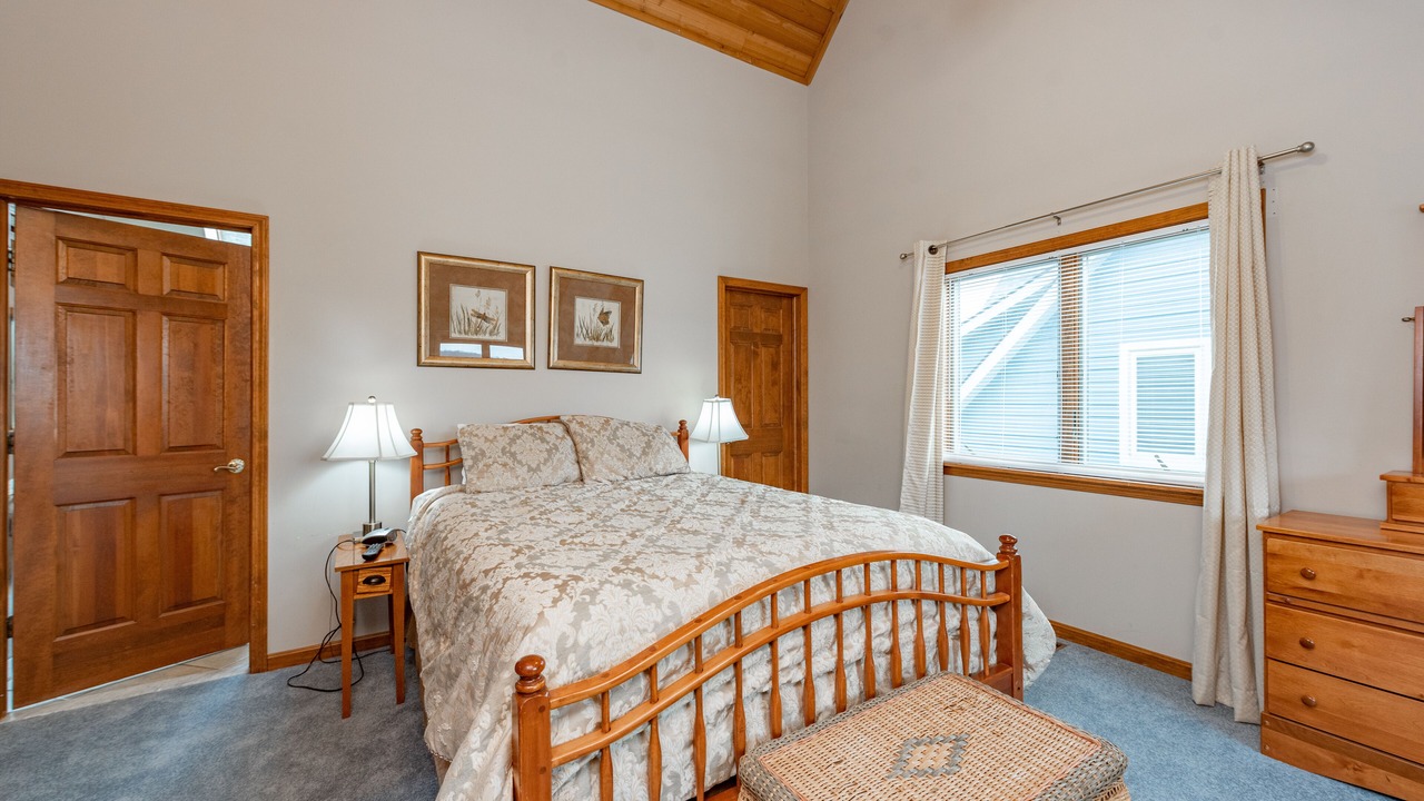 Photo of Bedroom in McHenry