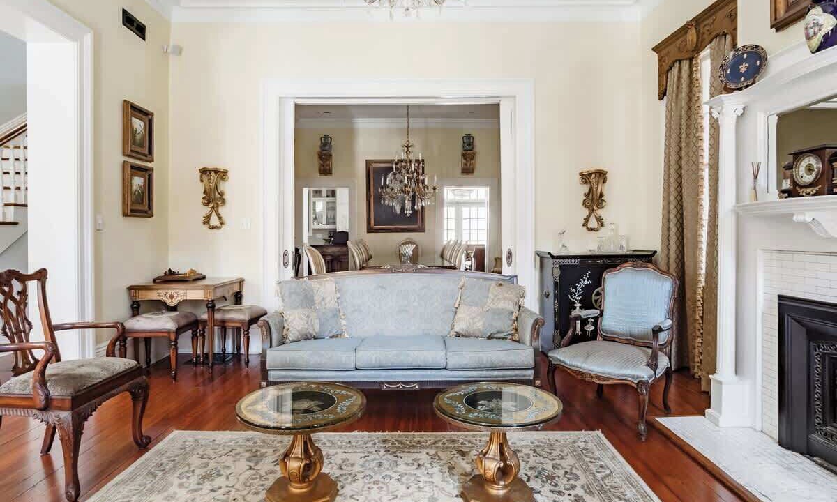 Photo of Livingroom in Historic Downtown Savannah