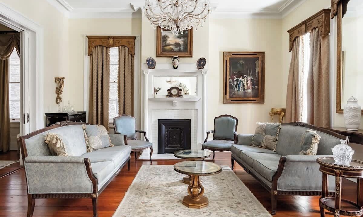 Photo of Livingroom in Historic Downtown Savannah
