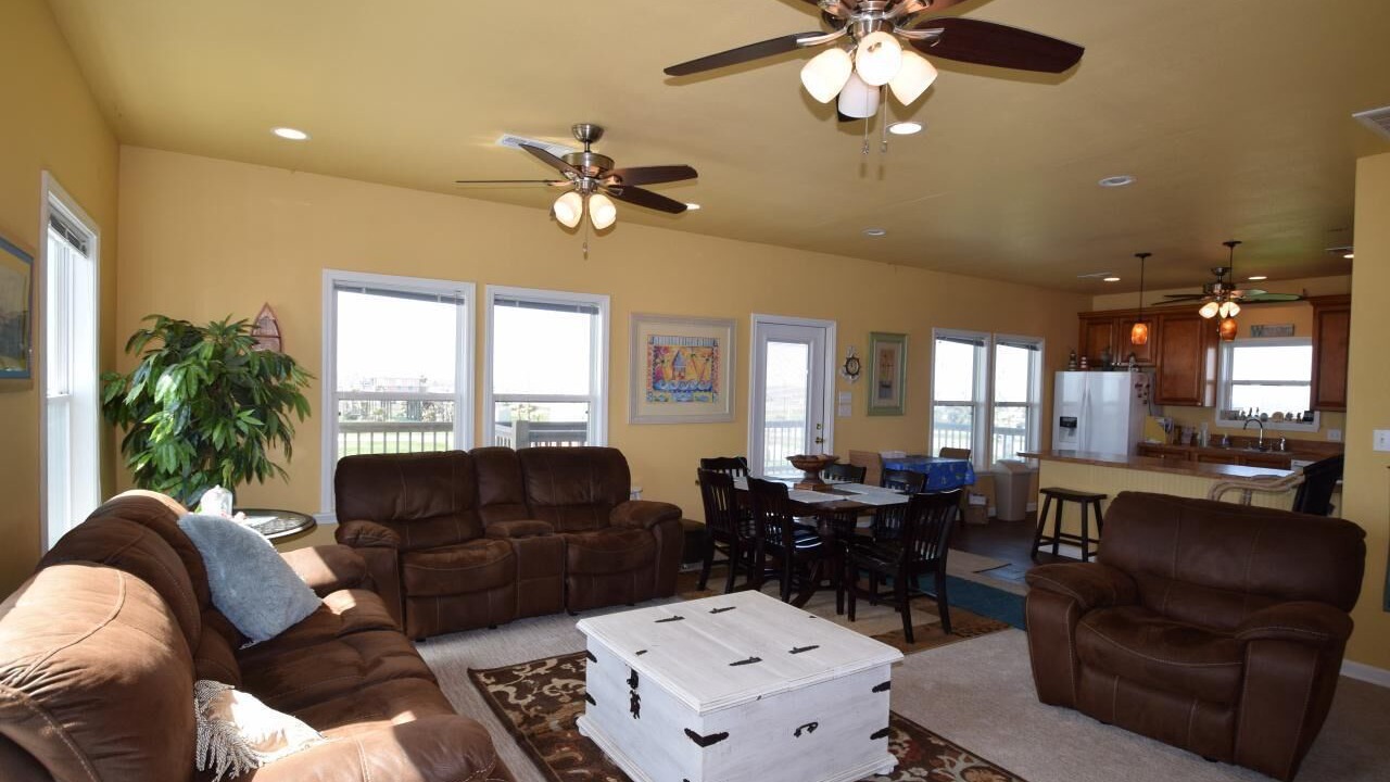 Photo of Livingroom in Gilchrist