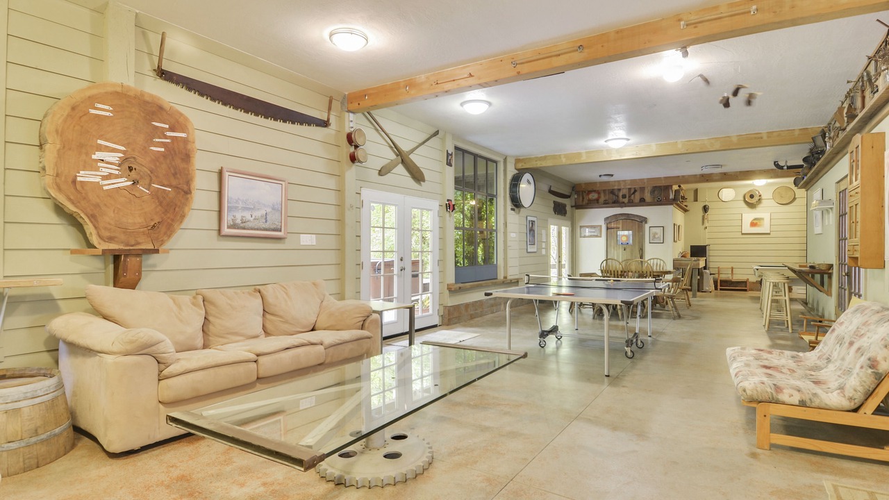 Photo of Bedroom in Guerneville