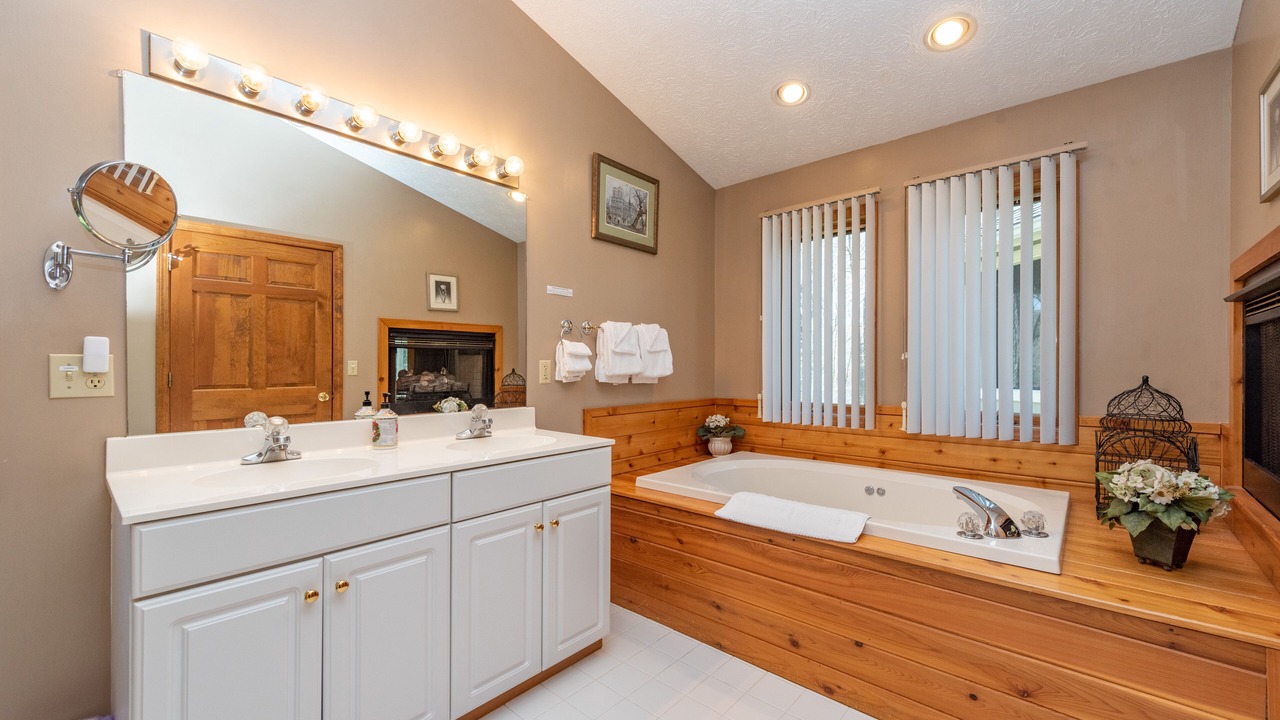 Photo of Bathroom in McHenry