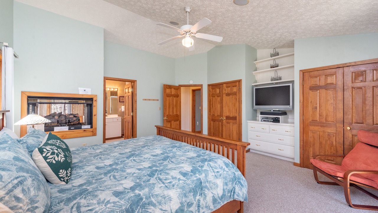 Photo of Bedroom in McHenry