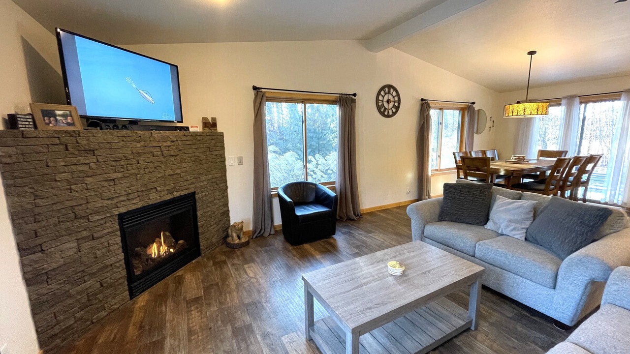 Photo of Livingroom in Spring Brook