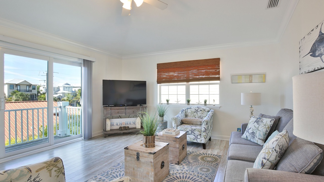 Photo of Livingroom in Bradenton Beach