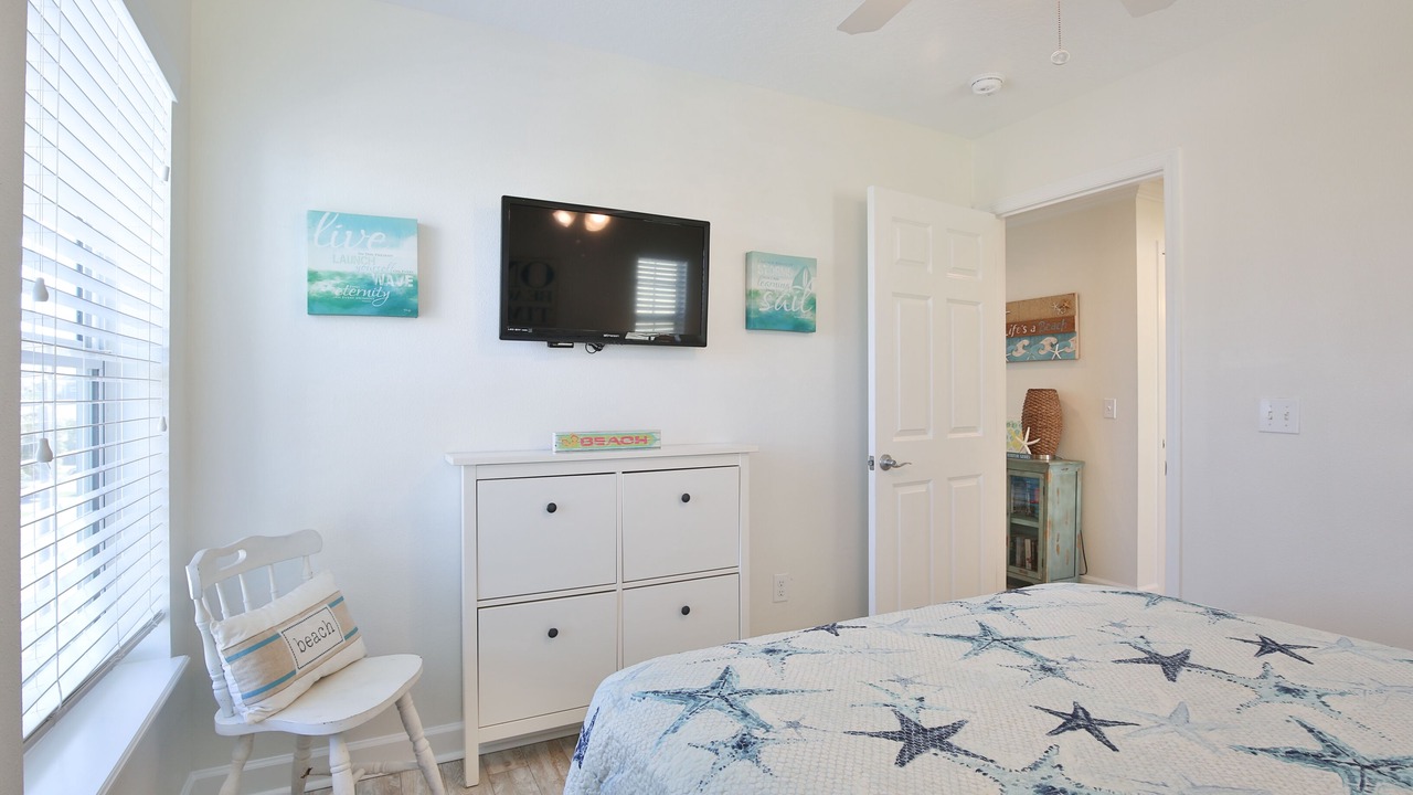 Photo of Bedroom in Bradenton Beach