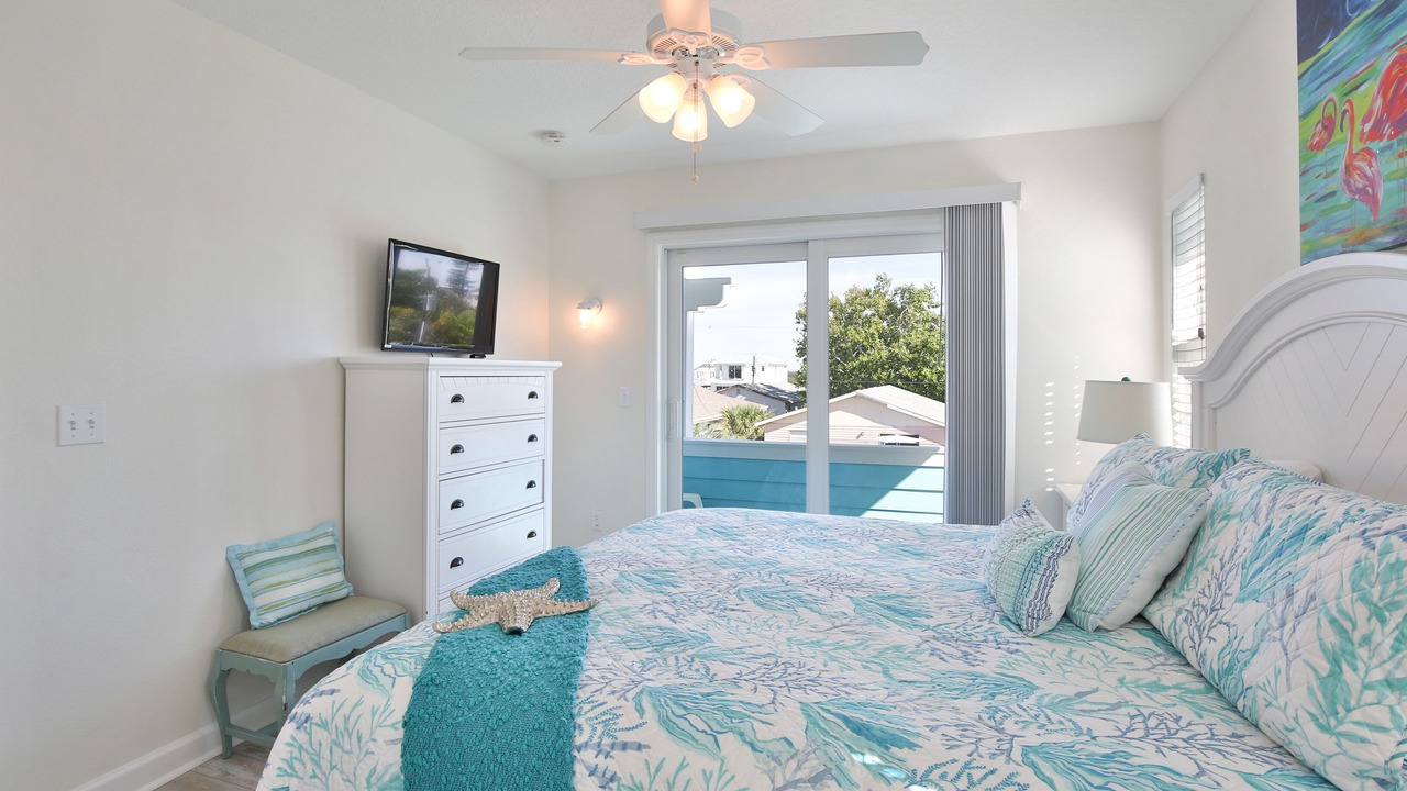 Photo of Bedroom in Bradenton Beach