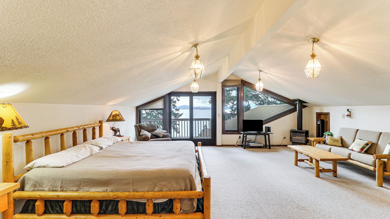 Photo of Bedroom in Bigfork