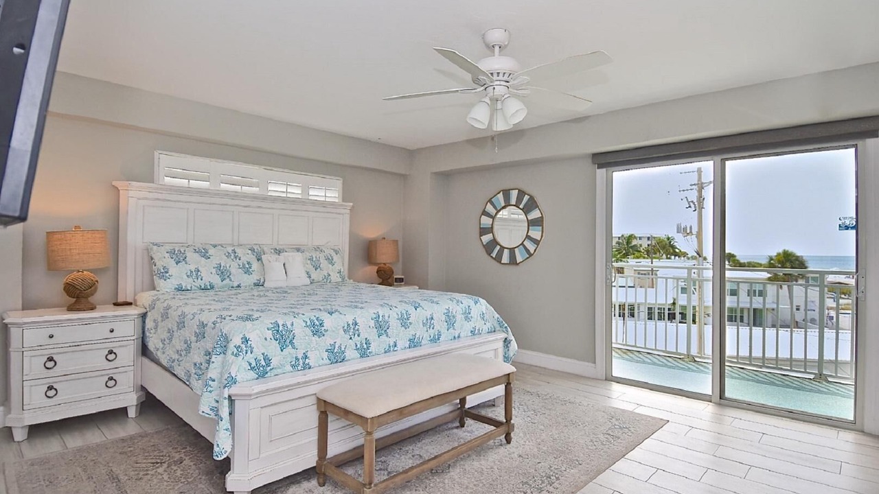 Photo of Bedroom in Siesta Key