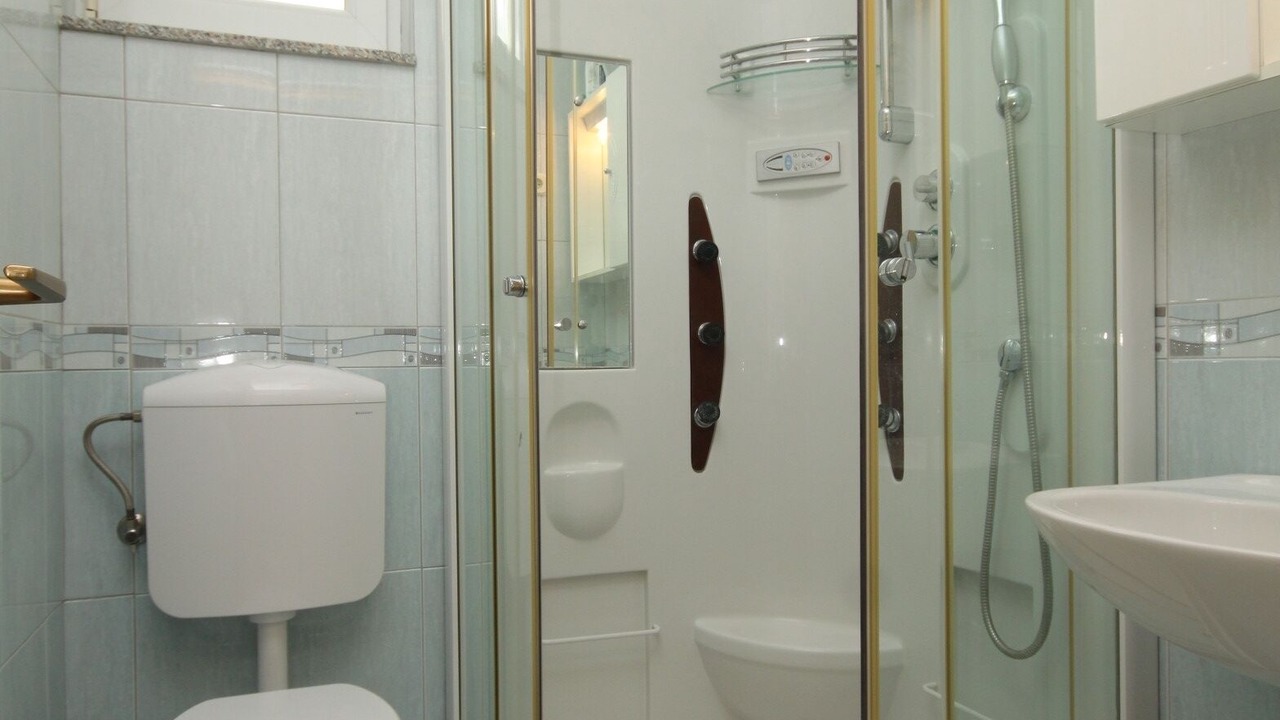 Photo of Bathroom in Kali