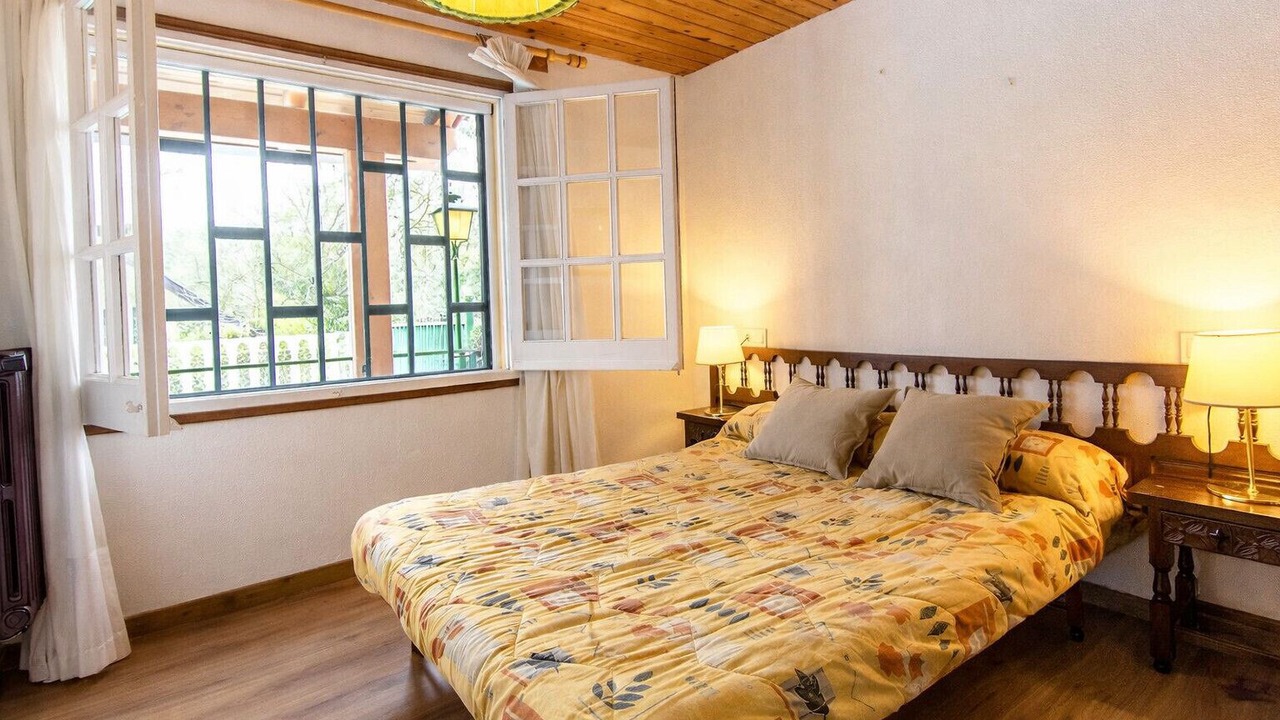 Photo of Bedroom in Santa Coloma de Farners
