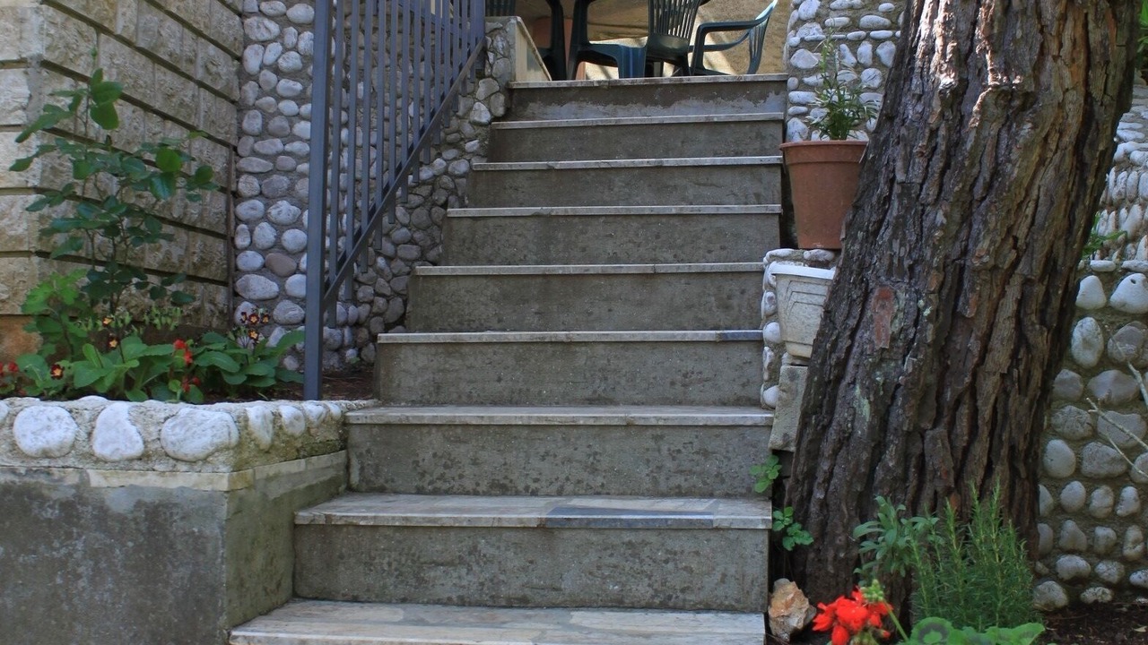 Photo of Outdoor in Brsec
