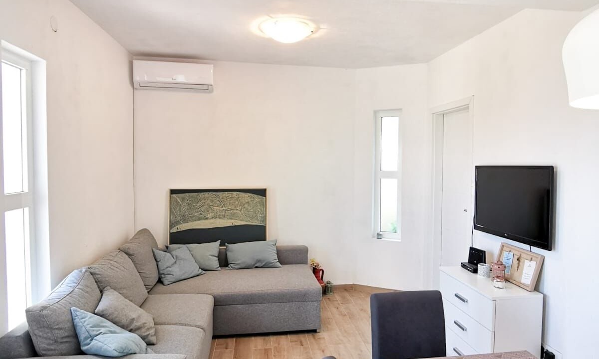 Photo of Livingroom in Mimice