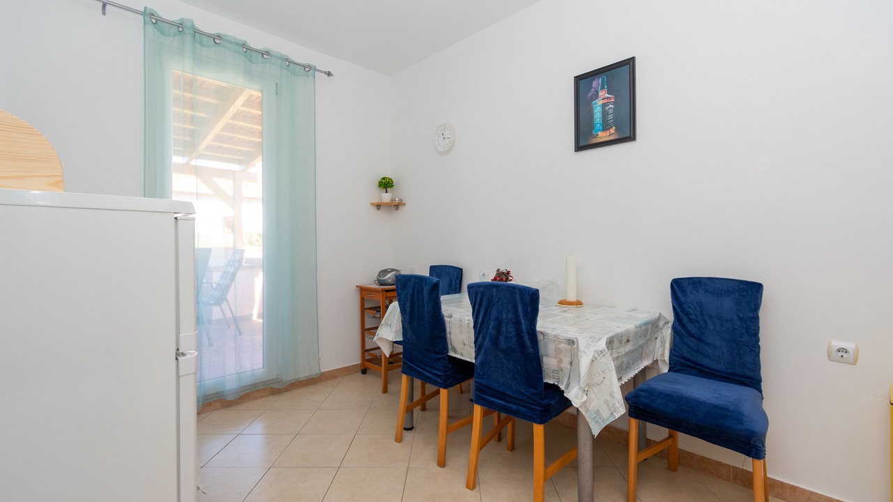 Photo of Livingroom in Preko