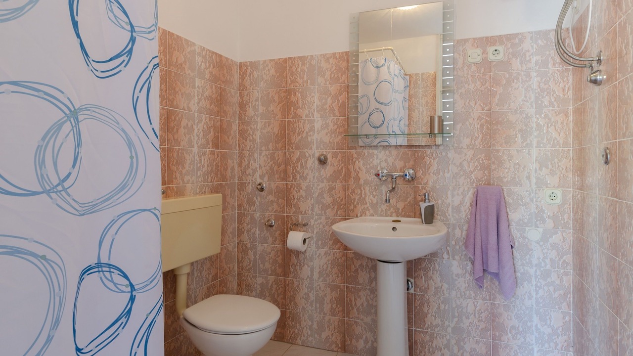 Photo of Bathroom in Blato