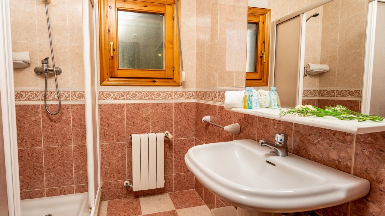Photo of Bathroom in Media Luna