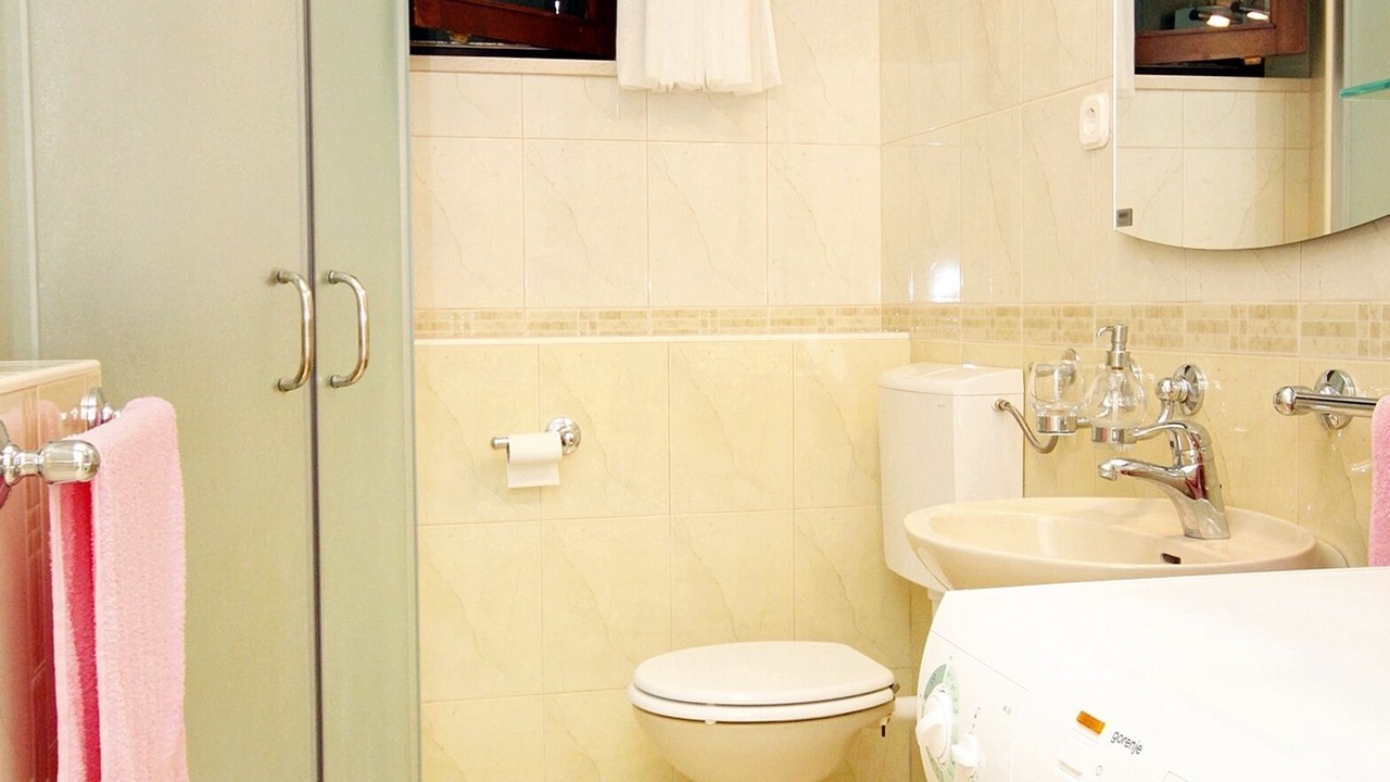 Photo of Bathroom in Molat