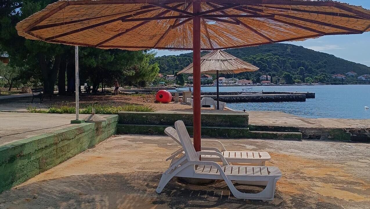 Photo of Others in Molat