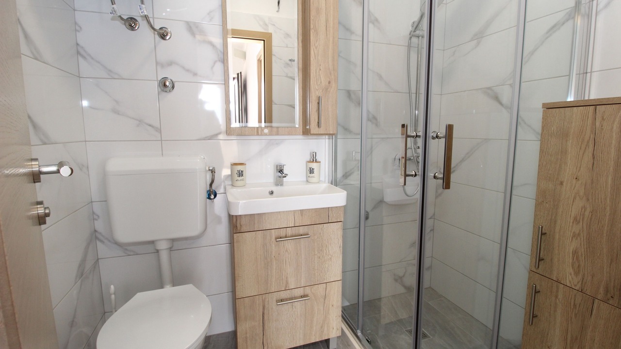 Photo of Bathroom in Kolan