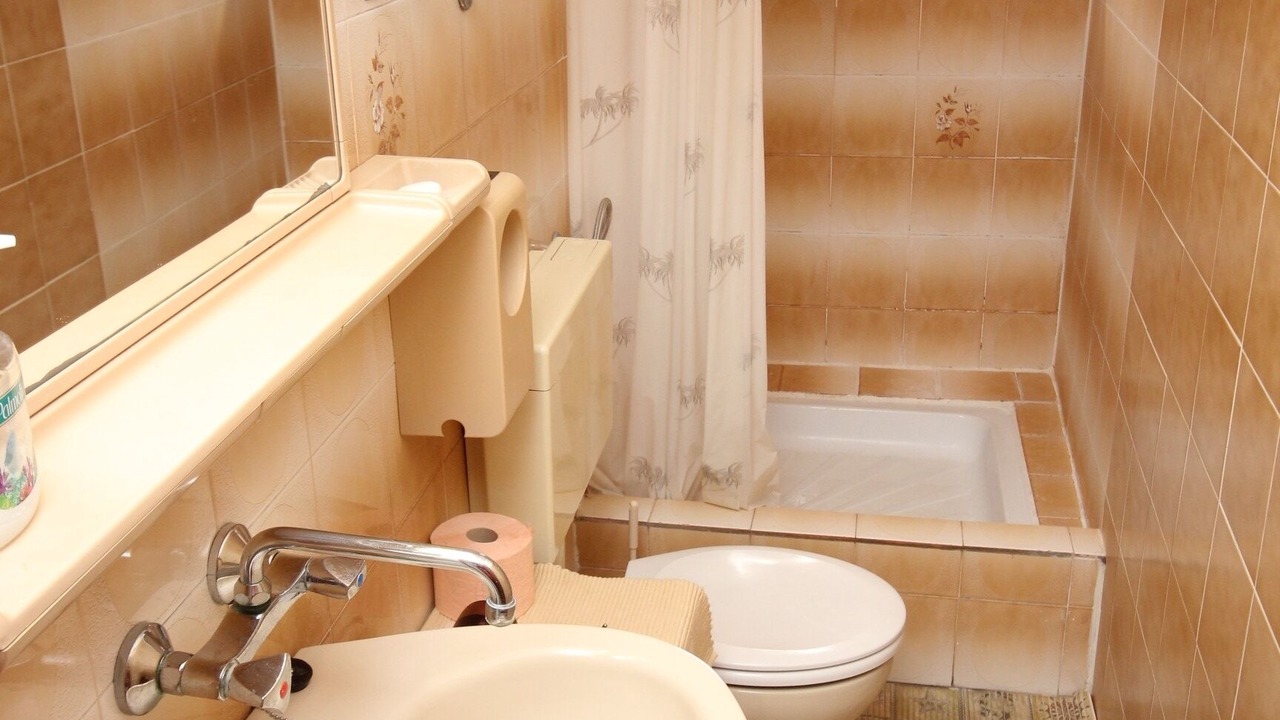 Photo of Bathroom in Cove Rogacic