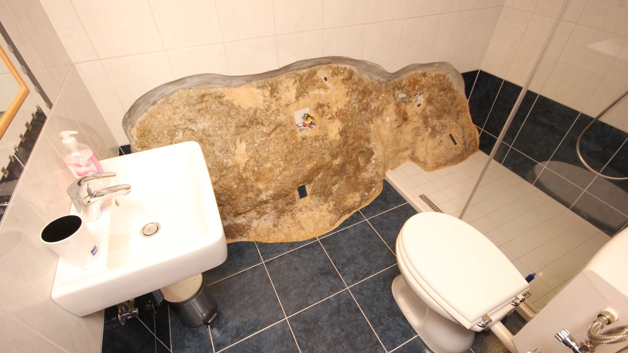 Photo of Bathroom in Cove Murtar