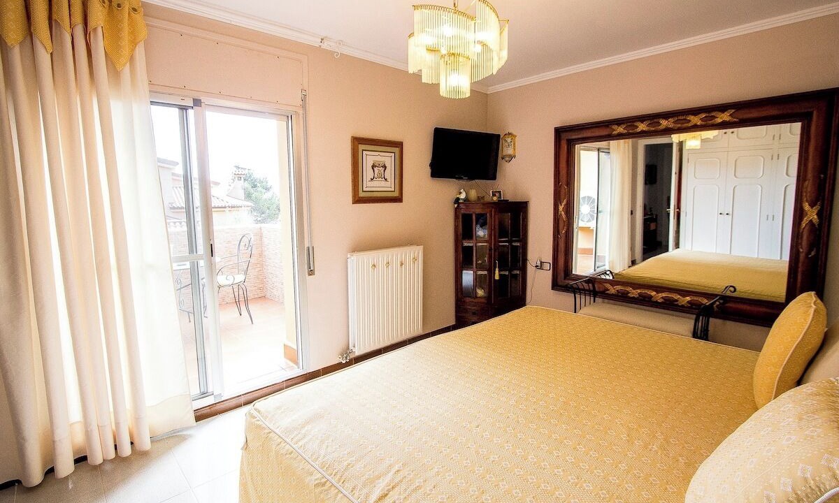 Photo of Bedroom in Torrelles de Llobregat