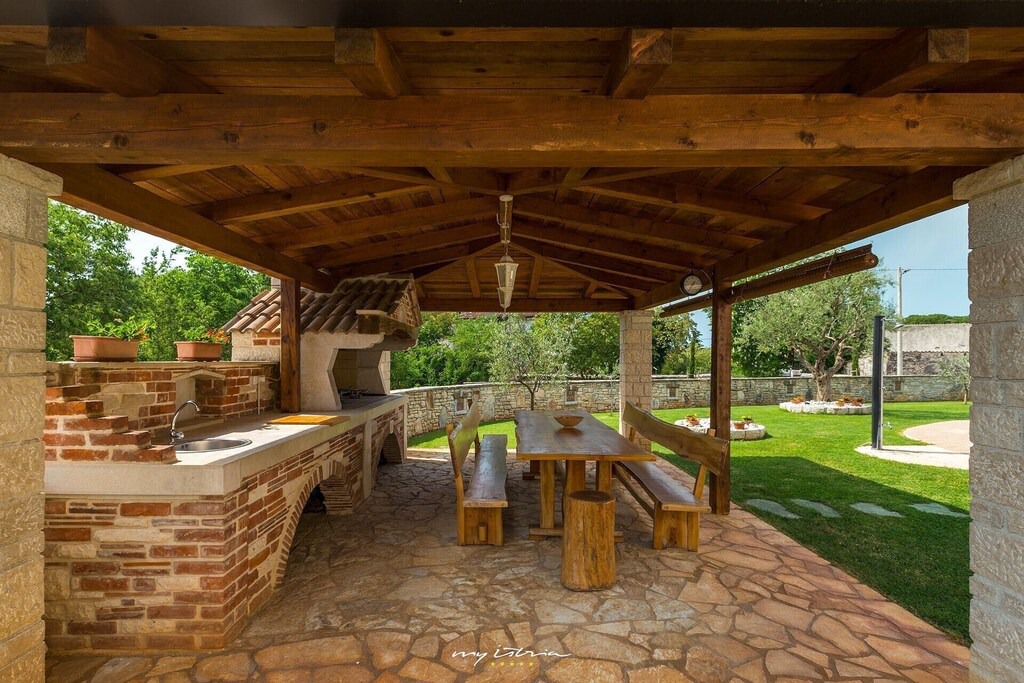 Photo of Patio Balcony in Buici