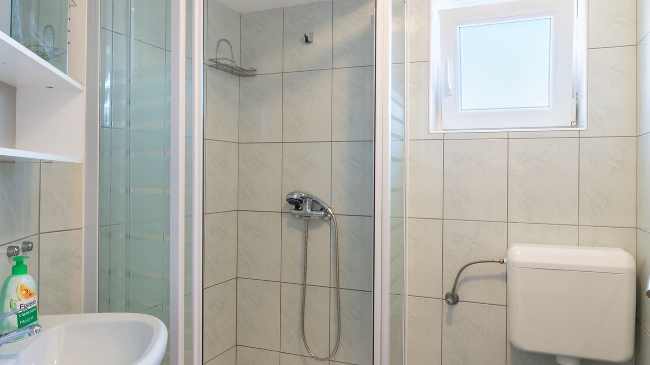 Photo of Bathroom in Lopar