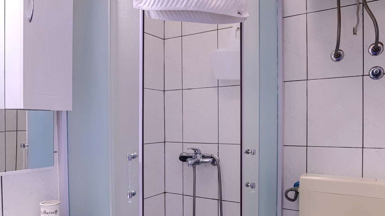 Photo of Bathroom in Cove Tri Zala (Zrnovo)