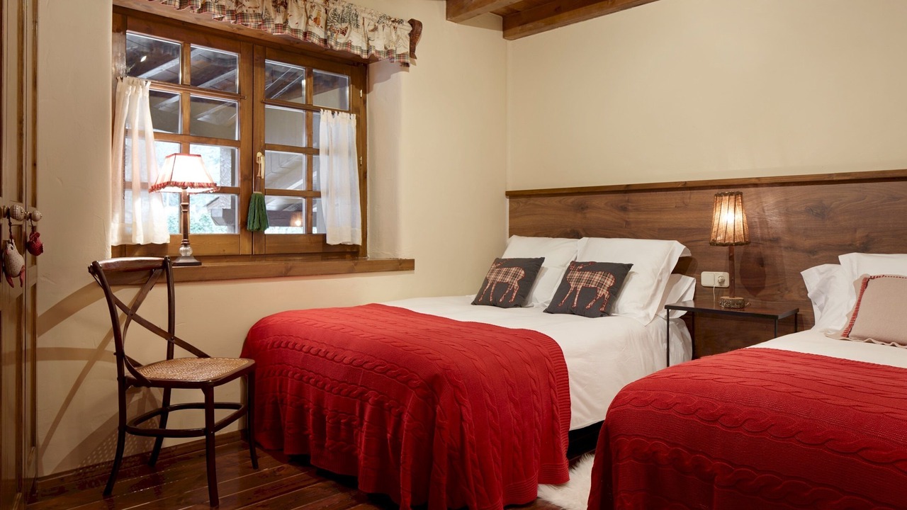 Photo of Bedroom in Garos