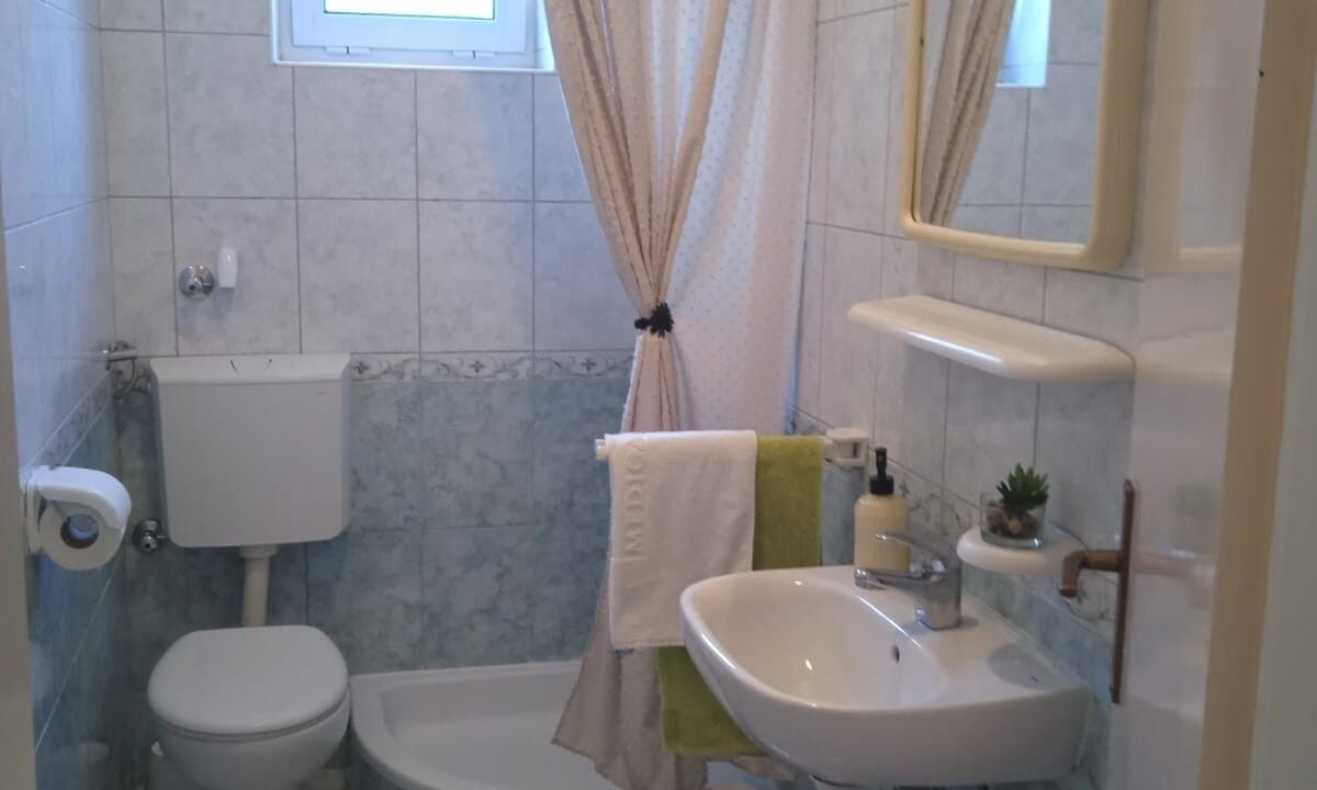 Photo of Bathroom in Sucuraj