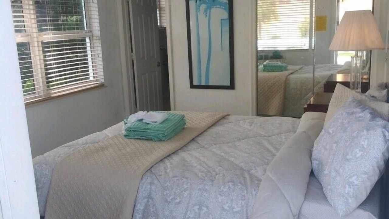 Photo of Bedroom in Deerfield Beach