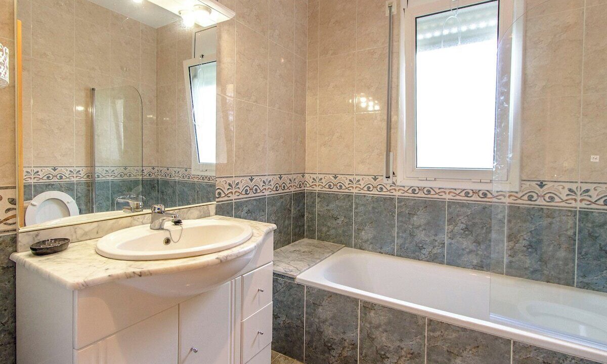 Photo of Bathroom in Cunit