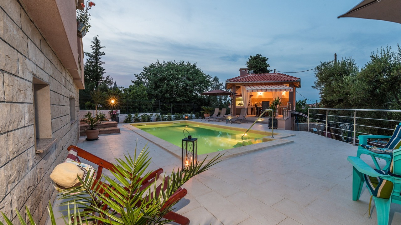 Photo of Outdoor in Sutomiscica