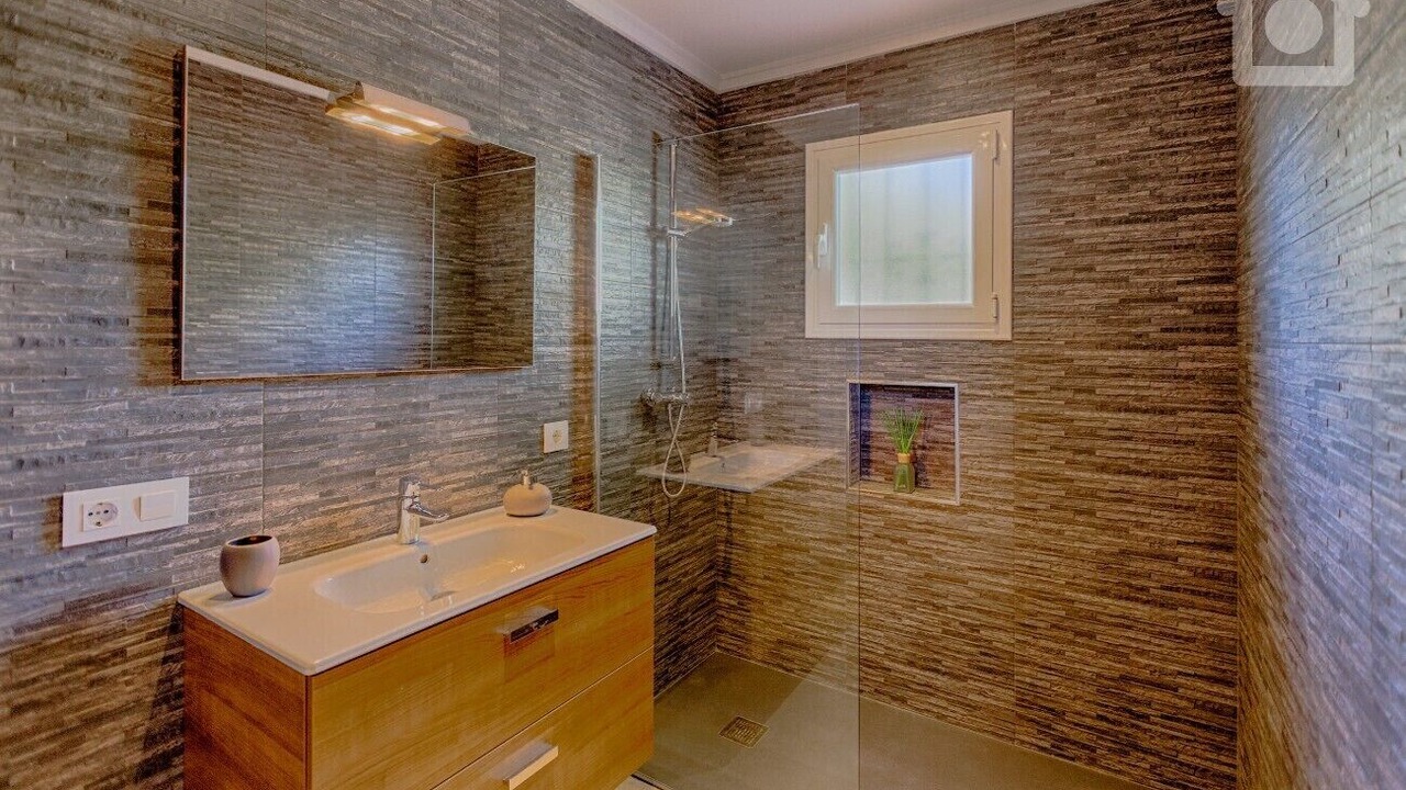 Photo of Bathroom in Pinar del Advocat