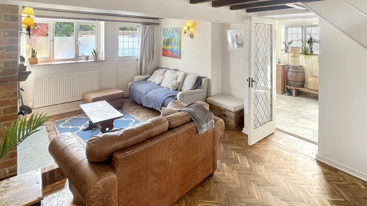 Photo of Livingroom in Woolbeding