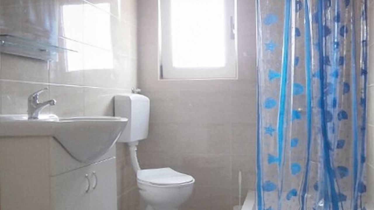 Photo of Bathroom in Tkon
