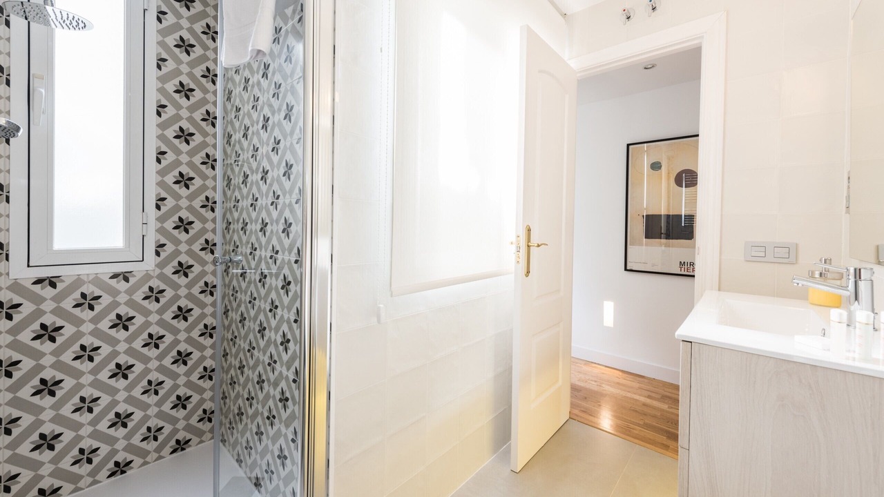 Photo of Bathroom in Embajadores