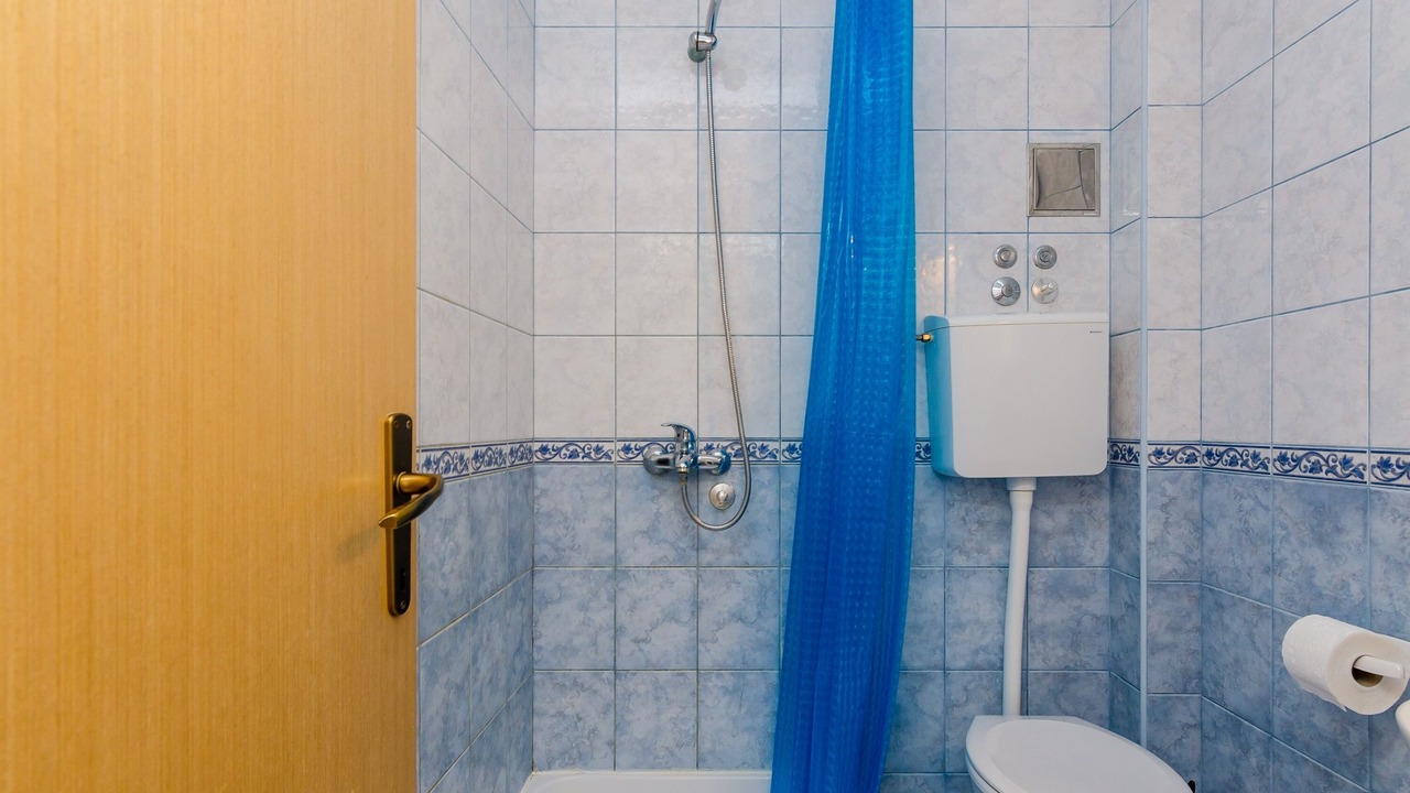 Photo of Bathroom in Drace