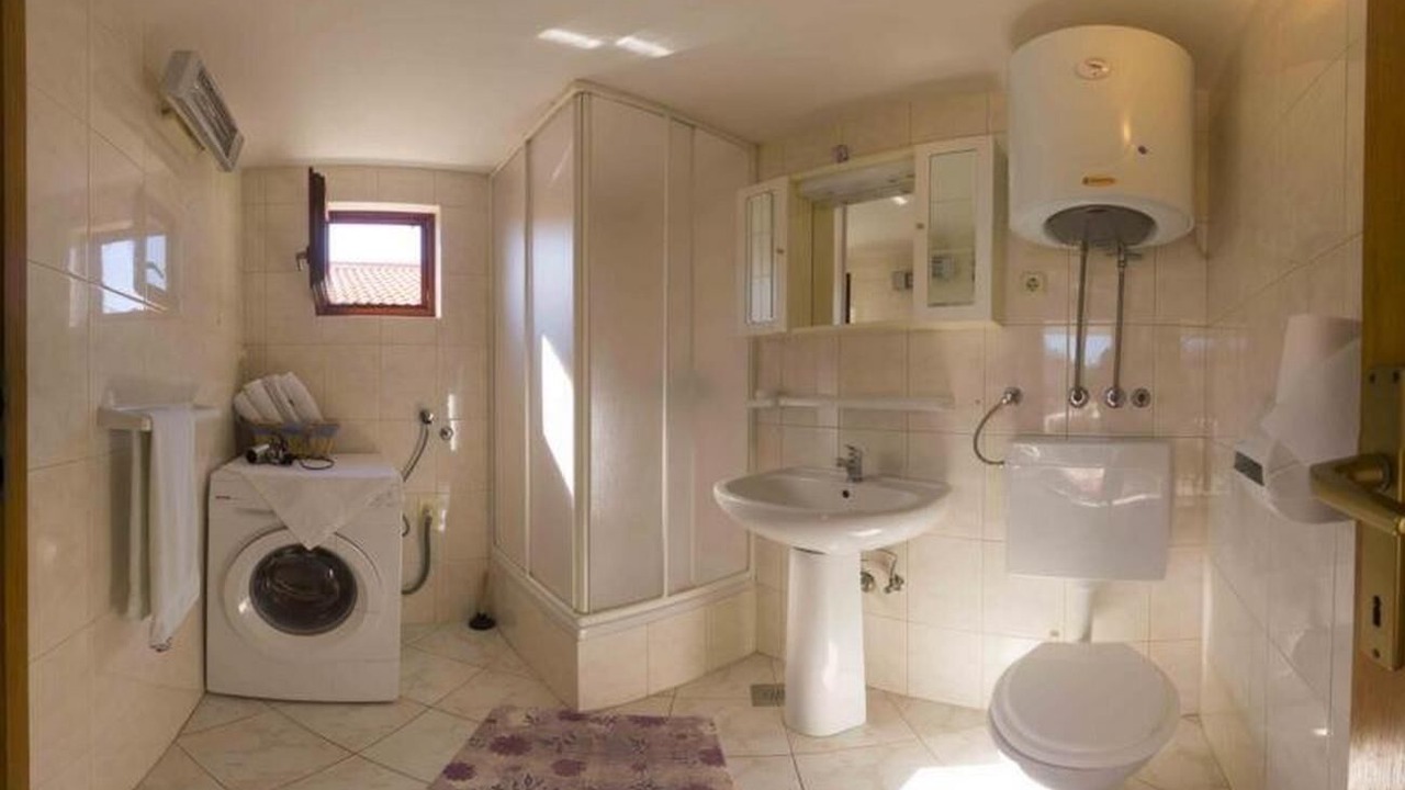 Photo of Bathroom in Milna