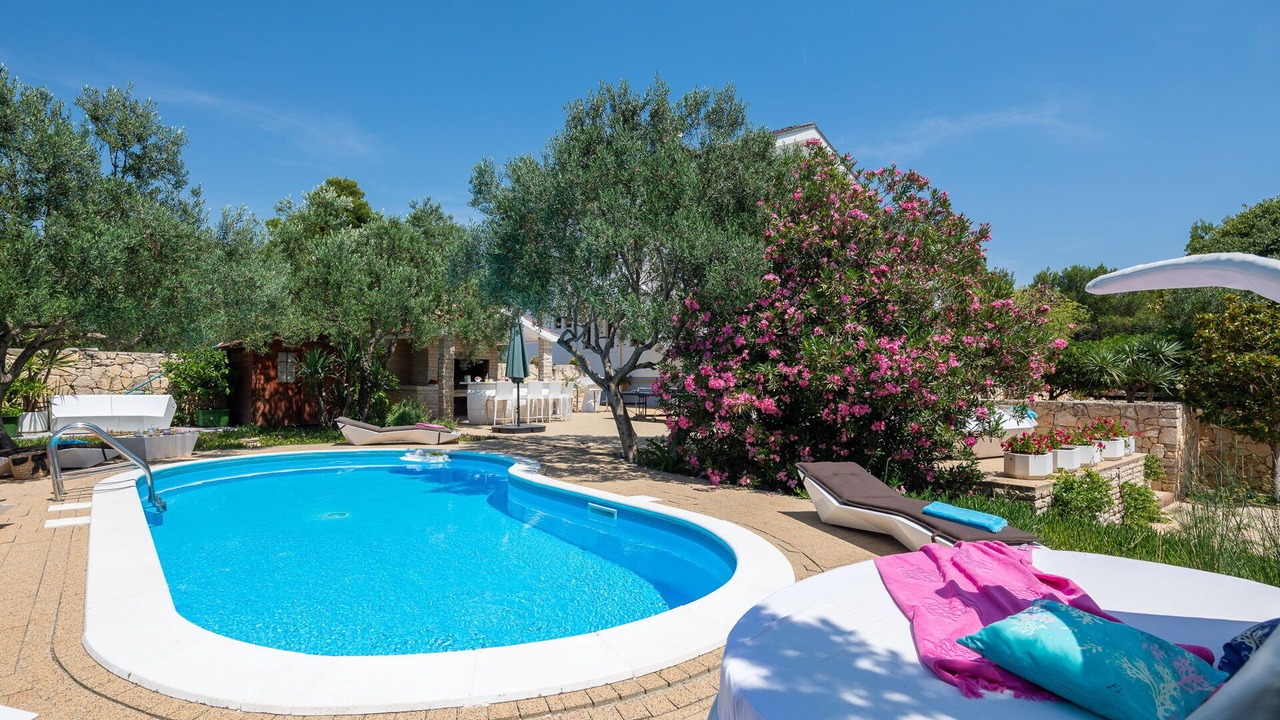 Photo of Outdoor in Betina