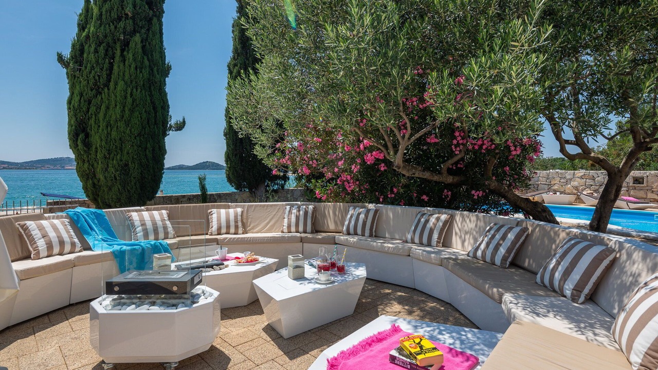 Photo of Outdoor in Betina